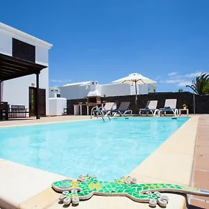 Lola Villa Playa Blanca (Lanzarote)