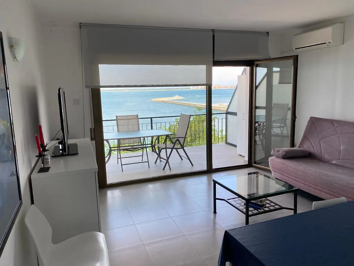 Apartment Apartament El Far Roses